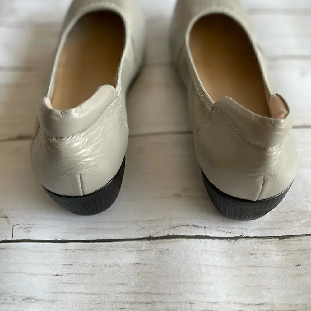 Oukahui wedge flats shoes Size 7.5-8